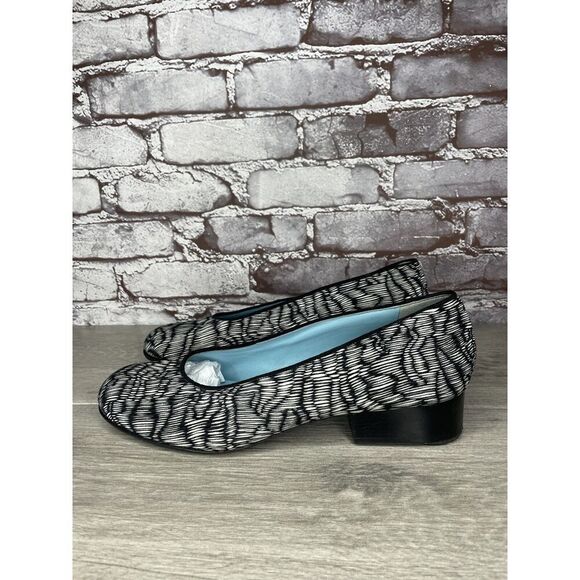 Thierry Rabotin Ivory Black Pattern Slip On Heel Loafers Shoes Women 41EU/10.5M - Picture 16 of 16